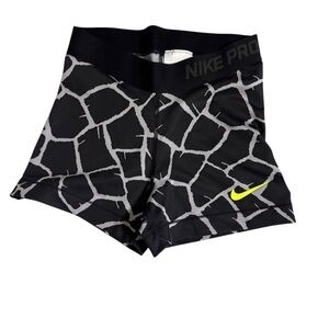 nike pro spandex shorts xs